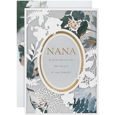 Hallmark mors dagskort för Nana, blommig design med guldfoliedetaljer, grå, vit Hallmark mors dagskort för Nana, blommig design med guldfoliedetaljer, grå, vit