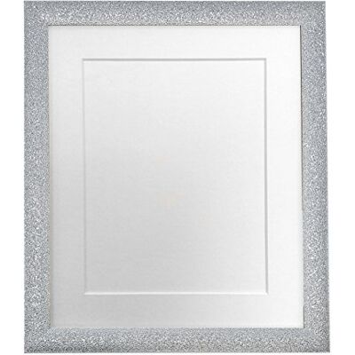 FRAMES BY POST Ramar av POST Glitz silver fotoram med vit montering 16 x 12 bildstorlek 30 x 20 cm plastglas FRAMES BY POST Ramar av POST Glitz silver fotoram med vit montering 16 x 12 bildstorlek 30 x 20 cm plastglas