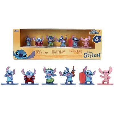 Jada Leksaksset med 6 metallstitfigurer 4 cm diorama med Stitch i olika poser + ängel Disney Lilo & Stitch Mini Collection, från 8 år (201105003) Jada Leksaksset med 6 metallstitfigurer 4 cm diorama med Stitch i olika poser + ängel Disney Lilo & Stitch Mini Collection, från 8 år (201105003)