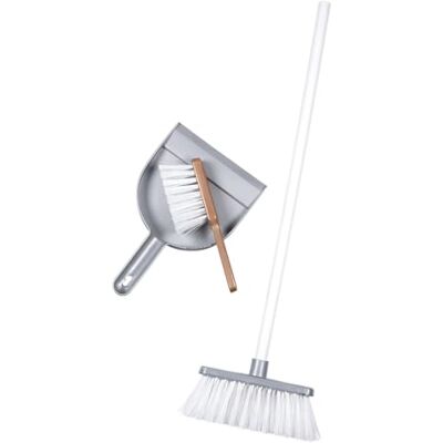 Smoby Hushållsset imitationsleksak kvast, soppa, spade från 3 år tillverkad i Frankrike Smoby Hushållsset imitationsleksak kvast, soppa, spade från 3 år tillverkad i Frankrike
