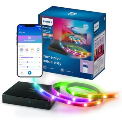 Philips Smart Lighting HDMI Sync Box m. TV-bakgrundsbelysning, RGBIC LED-remsa för 75–85 tums TV-apparater, Synkr. m. Filmer, musik, HDMI 2.0, 4K vid 60 Hz, ansluten av WiZ, extern videokälla krävs. Philips Smart Lighting HDMI Sync Box m. TV-bakgrundsbelysning, RGBIC LED-remsa för 75–85 tums TV-apparater, Synkr. m. Filmer, musik, HDMI 2.0, 4K vid 60 Hz, ansluten av WiZ, extern videokälla krävs.