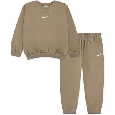 NIKE Essential Fleece Crew Set för barn, Hemp, 6/7 år NIKE Essential Fleece Crew Set för barn, Hemp, 6/7 år