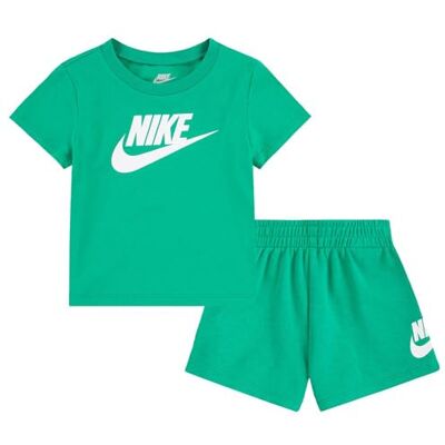 NIKE Komplett barn CLUB T-shirt och kort set 56L596, Grön, 0-3 M�nader NIKE Komplett barn CLUB T-shirt och kort set 56L596, Grön, 0-3 M�nader
