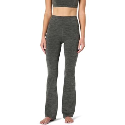 Amazon Essentials dam aktiv FormFlex fjäril mjuk hög midja bootcut 80 cm innersöm full längd yogabyxor leggings, Rymdfärg grafit, M Amazon Essentials dam aktiv FormFlex fjäril mjuk hög midja bootcut 80 cm innersöm full längd yogabyxor leggings, Rymdfärg grafit, M