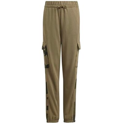 adidas Uniseks dzieci SEASONALS CAMO PANTS, olive strata/black, 15-16 Years adidas Uniseks dzieci SEASONALS CAMO PANTS, olive strata/black, 15-16 Years