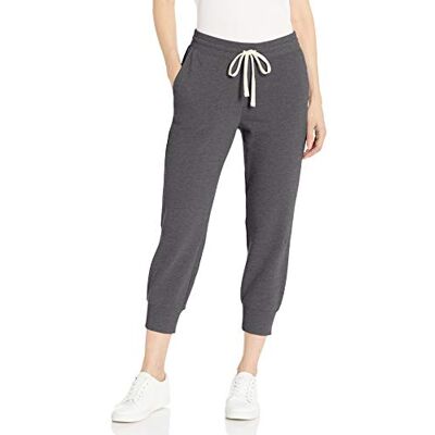Amazon Essentials kvinnors fleece capri joggingbyxor (finns i plusstorlek), kol ljung, liten Amazon Essentials kvinnors fleece capri joggingbyxor (finns i plusstorlek), kol ljung, liten