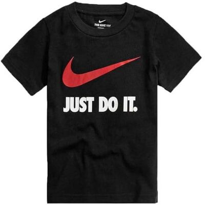 NIKE Barn svart t-shirt 8U9461023 NIKE Barn svart t-shirt 8U9461023