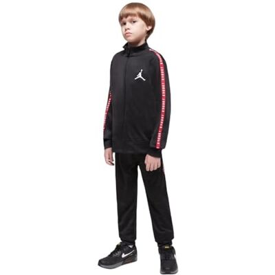 NIKE Jordan Pojkar Träningsoverall Trikå Svart Storlek S (128–137 CM) Kod 95A449-023 NIKE Jordan Pojkar Träningsoverall Trikå Svart Storlek S (128–137 CM) Kod 95A449-023