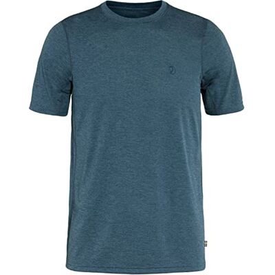 Fjällräven FJALLRAVEN Modell Abisko Day Hike SS M Kortärmad T-shirt Fjällräven FJALLRAVEN Modell Abisko Day Hike SS M Kortärmad T-shirt