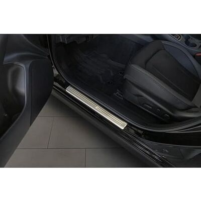 Avisa Inox dörrskydd kompatibla med Subaru Crosstrek III 2023- "Lines" 4 delar Avisa Inox dörrskydd kompatibla med Subaru Crosstrek III 2023- "Lines" 4 delar