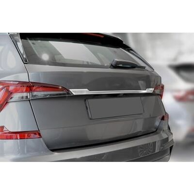 Avisa borstat rostfritt stål trimningslist för baklucka kompatibel med Skoda Kamiq (NW4) 2019–2024 & Facelift 2024– Avisa borstat rostfritt stål trimningslist för baklucka kompatibel med Skoda Kamiq (NW4) 2019–2024 & Facelift 2024–