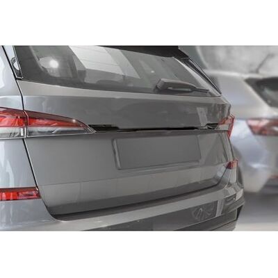 Avisa svart krom rostfritt stål trimlist för bakluckan kompatibel med Skoda Kamiq (NW4) 2019–2024 & Facelift 2024– Avisa svart krom rostfritt stål trimlist för bakluckan kompatibel med Skoda Kamiq (NW4) 2019–2024 & Facelift 2024–