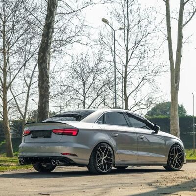 ONEWAY AUTO ACCESSORIES Oneway bakre diffusor kompatibel med Audi A3 (8V) Sedan Facelift 2016-2020 (dubbel avgas L) – glansig svart ONEWAY AUTO ACCESSORIES Oneway bakre diffusor kompatibel med Audi A3 (8V) Sedan Facelift 2016-2020 (dubbel avgas L) – glansig svart