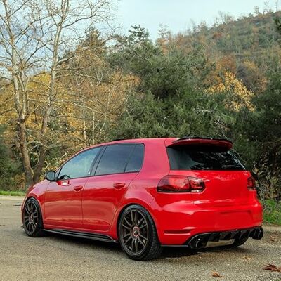 ONEWAY AUTO ACCESSORIES Oneway bakre diffusor kompatibel med Volkswagen Golf VI GTi/GTD 2008-2012 – glansig svart ONEWAY AUTO ACCESSORIES Oneway bakre diffusor kompatibel med Volkswagen Golf VI GTi/GTD 2008-2012 – glansig svart