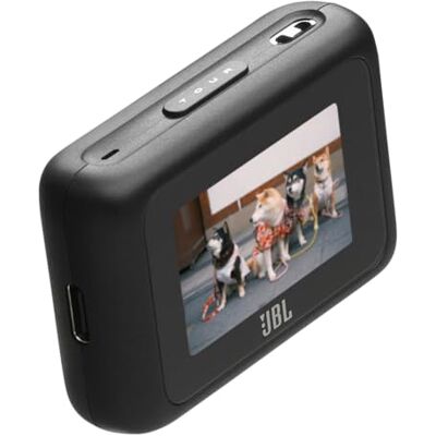 JBL Smart Tx-ljudsändare med pekskärm. Kompatibel med de flesta ljudkällor och låter dig dela ljud via Bluetooth eller Auracast JBL Smart Tx-ljudsändare med pekskärm. Kompatibel med de flesta ljudkällor och låter dig dela ljud via Bluetooth eller Auracast