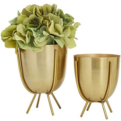 Deco 79 CosmoLiving by Cosmopolitan Metal Indoor Outdoor Planter Small Small Planter Pot with Removable Stand, Set of 2 Planters 6", 7"H, Gold Deco 79 CosmoLiving by Cosmopolitan Metal Indoor Outdoor Planter Small Small Planter Pot with Removable Stand, Set of 2 Planters 6", 7"H, Gold