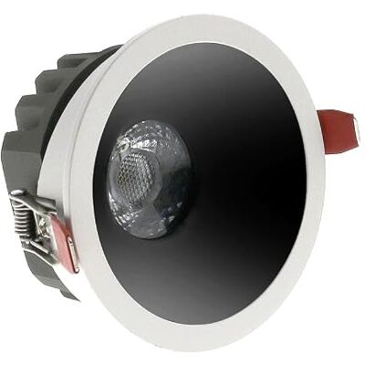 VoltShine 3AA batteridrivna LED-ljusslingor, PVC- och kopparmaterial, kallvit, 15 m, perfekt för semesterdekoration och stämning. VoltShine 3AA batteridrivna LED-ljusslingor, PVC- och kopparmaterial, kallvit, 15 m, perfekt för semesterdekoration och stämning.