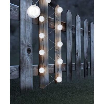 Brightium Solcellsgirlang 3 m, 10 st 6000K LED-kulor, IP44, perfekt för utomhusdekorationer och skapar mysiga miljöer. Brightium Solcellsgirlang 3 m, 10 st 6000K LED-kulor, IP44, perfekt för utomhusdekorationer och skapar mysiga miljöer.