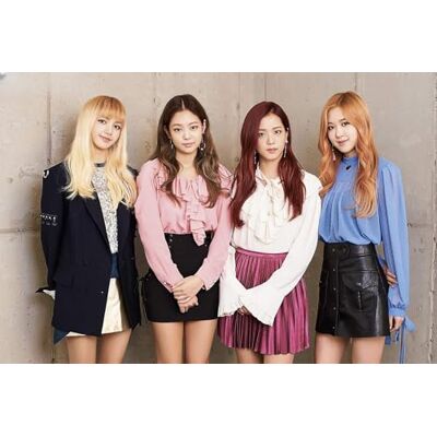 Close Up Blackpink affisch (91,5 cm x 61 cm) Close Up Blackpink affisch (91,5 cm x 61 cm)