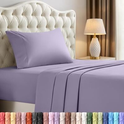 Utopia Bedding Twin Sänglakan Set – 3-delat sängkläder – borstad mikrofiber – krympnings- och blekningsbeständig – enkel skötsel (tvilling, lavendel) Utopia Bedding Twin Sänglakan Set – 3-delat sängkläder – borstad mikrofiber – krympnings- och blekningsbeständig – enkel skötsel (tvilling, lavendel)