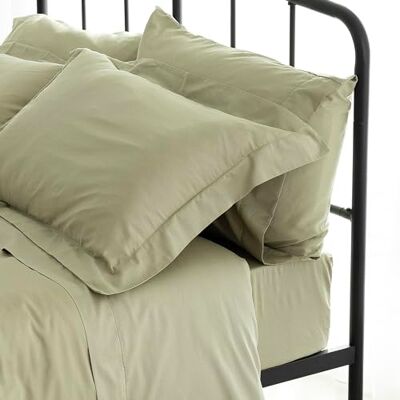 Catherine Lansfield Sateen Moss Green set lakan + 2 örngott + lakan 240 x 280 + 50 x 85 (2)+160 x 200 Catherine Lansfield Sateen Moss Green set lakan + 2 örngott + lakan 240 x 280 + 50 x 85 (2)+160 x 200