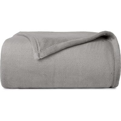 CASUAL LIVING 32596 Rymlig elegant plysch mysig mjuk silkeslen solid flanell fleece filt maskintvättbar sängfilt för lager alla sängar för alla årstider värme och komfort, kung/Kalifornien King, grå CASUAL LIVING 32596 Rymlig elegant plysch mysig mjuk silkeslen solid flanell fleece filt maskintvättbar sängfilt för lager alla sängar för alla årstider värme och komfort, kung/Kalifornien King, grå