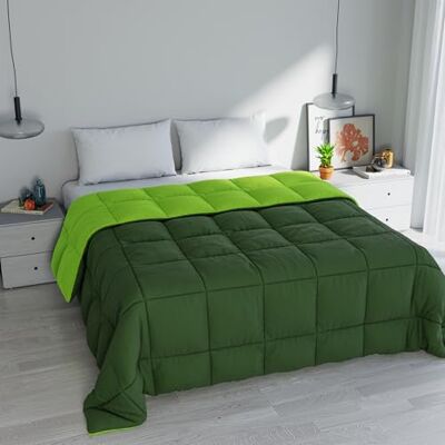 Italian Bed Linen Italiensk sängkläder ELEGANT vintertäcke, mörkgrön/äppelgrön, 260 x 260 cm Italian Bed Linen Italiensk sängkläder ELEGANT vintertäcke, mörkgrön/äppelgrön, 260 x 260 cm