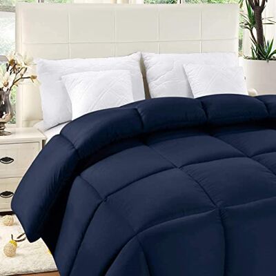 ComfyWell King Size täcke – enkelt täcke sängöverkast och set, 2 örngott varma och antiallergiska täcken för alla årstider, överkast för säng. (King (220 x 230 cm), marinblå) ComfyWell King Size täcke – enkelt täcke sängöverkast och set, 2 örngott varma och antiallergiska täcken för alla årstider, överkast för säng. (King (220 x 230 cm), marinblå)