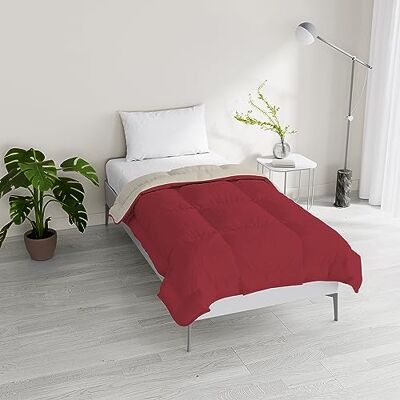 Italian Bed Linen Tvåfärgad vadderad vinterdunjacka Drömmar och Capricci, Bordeaux/kräm, fyrkantig och halv 200 x 200 cm Italian Bed Linen Tvåfärgad vadderad vinterdunjacka Drömmar och Capricci, Bordeaux/kräm, fyrkantig och halv 200 x 200 cm