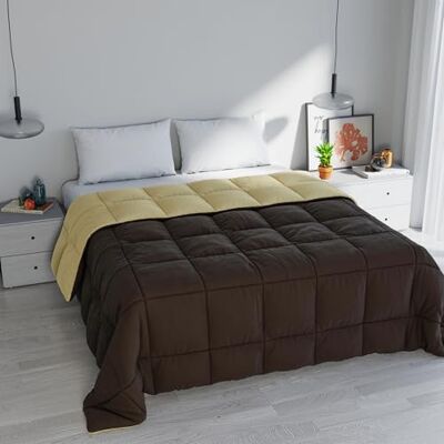 Italian Bed Linen Italiensk sängkläder ELEGANT vintertäcke, brun/krämfärgad, 260 x 260 cm Italian Bed Linen Italiensk sängkläder ELEGANT vintertäcke, brun/krämfärgad, 260 x 260 cm