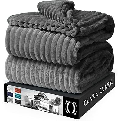 Clara Clark plysch fleecefilt – dubbel storlek – lätt supermjuk luddig lyxig sängfilt för säng – maskintvättbar – (66 x 90) (mörkgrå) Clara Clark plysch fleecefilt – dubbel storlek – lätt supermjuk luddig lyxig sängfilt för säng – maskintvättbar – (66 x 90) (mörkgrå)