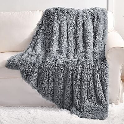 YUSOKI Extra mjuk fuskpäls med lång päls 127 cm x 152 cm, tvättbar varm lurvig filt för sängstol, soffa, husdjur, bilstol, heminredning, (grå, överkast 50 x 152 cm) YUSOKI Extra mjuk fuskpäls med lång päls 127 cm x 152 cm, tvättbar varm lurvig filt för sängstol, soffa, husdjur, bilstol, heminredning, (grå, överkast 50 x 152 cm)
