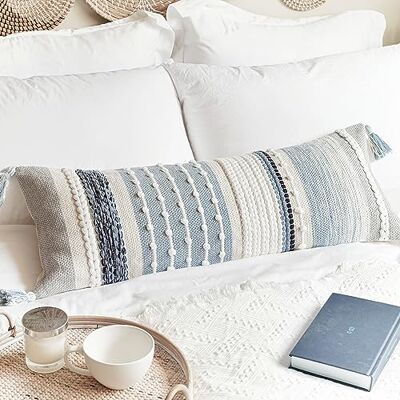 BlissBlush Boho dekorativt ländryggskuddöverdrag 14 x 36, kustblå bondgård ländrygg kudde för soffan, lång dekorativ kudde för säng, modern accent texturerad prydnadskudde fodral (endast fodral) BlissBlush Boho dekorativt ländryggskuddöverdrag 14 x 36, kustblå bondgård ländrygg kudde för soffan, lång dekorativ kudde för säng, modern accent texturerad prydnadskudde fodral (endast fodral)