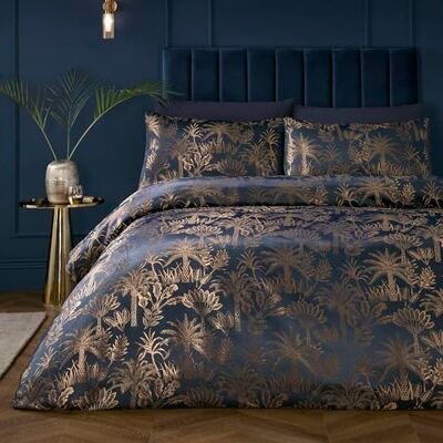 SOIRE'E Soiree Midnight Palm påslakanset set, 100% återvunnen polyester, king size 230 x 220 cm, marinblå, jacquard, palmbladmönster, 2 örngott SOIRE'E Soiree Midnight Palm påslakanset set, 100% återvunnen polyester, king size 230 x 220 cm, marinblå, jacquard, palmbladmönster, 2 örngott
