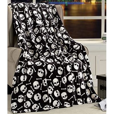 Elegant Comfort Elegant bekväm lätt filt – halloween-tema, mjuk, mysig och plysch – prydnadsfiltar, perfekt för att hänga denna läskiga säsong, 127 x 152 cm, skalle och ben, överkastfilt Elegant Comfort Elegant bekväm lätt filt – halloween-tema, mjuk, mysig och plysch – prydnadsfiltar, perfekt för att hänga denna läskiga säsong, 127 x 152 cm, skalle och ben, överkastfilt