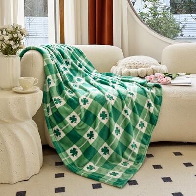 Elegant Comfort Elegant komfort sammet touch ultra plysch St Patricks Day Lucky Spring grön klöver irländsk tryckt fleece överkast/filt-127 x 152 cm, Lucky Plaid Clover Elegant Comfort Elegant komfort sammet touch ultra plysch St Patricks Day Lucky Spring grön klöver irländsk tryckt fleece överkast/filt-127 x 152 cm, Lucky Plaid Clover