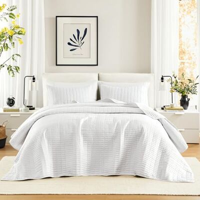Comfort Spaces Kienna påslakanset – lyxig dubbelsidig sömnad design hela säsongen, lätt, överkast sängkläder, matchande örngott, överdimensionerad drottning (259 cm x 299 cm), vit 3 delar Comfort Spaces Kienna påslakanset – lyxig dubbelsidig sömnad design hela säsongen, lätt, överkast sängkläder, matchande örngott, överdimensionerad drottning (259 cm x 299 cm), vit 3 delar