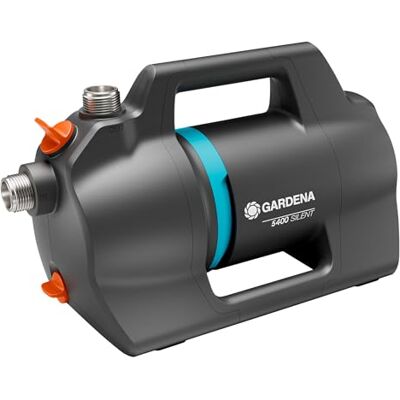 Gardena Trädgårdspump 5400 Silent Pumpar: Ger 26% mer flöde utan att öka energiförbrukningen*, Låg ljudnivå vid drift, Regn- och UV-skyddat hölje (9086-20) Gardena Trädgårdspump 5400 Silent Pumpar: Ger 26% mer flöde utan att öka energiförbrukningen*, Låg ljudnivå vid drift, Regn- och UV-skyddat hölje (9086-20)