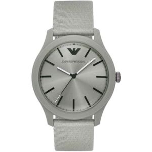 Giorgio Armani klocka för män, Quartz trehandsrörelse och 45mm fodralstorlek med silikonrem Giorgio Armani klocka för män, Quartz trehandsrörelse och 45mm fodralstorlek med silikonrem