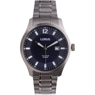 Lorus Analog kvartsur för män med titanarmband, silver/blå, Silver/blå, Einheitsgröße, Klockans stil kan beskrivas som en "sportig minimalist" på grund av dess titanmaterial och dimensioner, som ofta Lorus Analog kvartsur för män med titanarmband, silver/blå, Silver/blå, Einheitsgröße, Klockans stil kan beskrivas som en "sportig minimalist" på grund av dess titanmaterial och dimensioner, som ofta