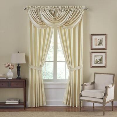 Elrene Home Fashions Versailles mörkläggningsgardiner i fusksiden, gardinpanel, mörkläggningsgardin med stångficka, 132 cm x 213 cm (52 x 84 tum), elfenbensfärgad, 1 panel Elrene Home Fashions Versailles mörkläggningsgardiner i fusksiden, gardinpanel, mörkläggningsgardin med stångficka, 132 cm x 213 cm (52 x 84 tum), elfenbensfärgad, 1 panel