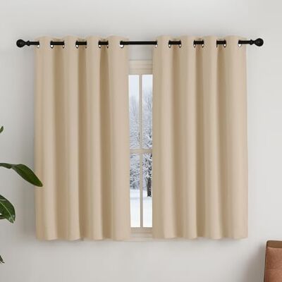 NICETOWN Gardiner, beige, ogenomskinlig gardin, kort fönster, set om 2, H 137 x B 107 cm, bistrogardin, mörkläggningsgardiner med öljetter, fönstergardin, moderna gardiner, Biscotti beige, H 137 x B NICETOWN Gardiner, beige, ogenomskinlig gardin, kort fönster, set om 2, H 137 x B 107 cm, bistrogardin, mörkläggningsgardiner med öljetter, fönstergardin, moderna gardiner, Biscotti beige, H 137 x B