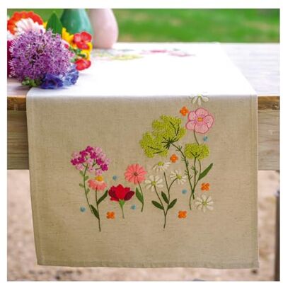 Vervaco Broderisats Förtryckt Bordslöpare Broderi Kit Vilda Blommor Broderi Set 35 x 95 cm Bordslinne Dekor Hantverk Paket Hantverk för Vuxna Kreativ Present Vervaco Broderisats Förtryckt Bordslöpare Broderi Kit Vilda Blommor Broderi Set 35 x 95 cm Bordslinne Dekor Hantverk Paket Hantverk för Vuxna Kreativ Present