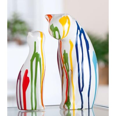 GILDE 2 st. Uppsättning av keramiska kattfigurer Colori, glaserade, vita, 22 cm hög, 14 cm bred GILDE 2 st. Uppsättning av keramiska kattfigurer Colori, glaserade, vita, 22 cm hög, 14 cm bred