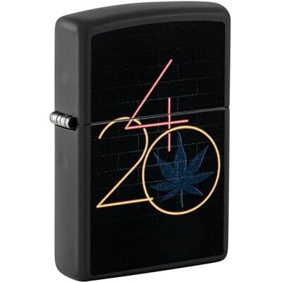 Zippo stormtändare – 420, Black Matte, Black Light-process – påfyllningsbar – återanvändbar – vindbeständig design – presentförpackning – tillverkad i USA Zippo stormtändare – 420, Black Matte, Black Light-process – påfyllningsbar – återanvändbar – vindbeständig design – presentförpackning – tillverkad i USA
