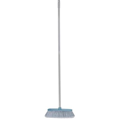 York kvast med långt handtag sopborste borste ergonomisk hushållskvast med täta borst tillverkad av återvunnen plast och träflis restart blått handtag 120 cm bredd 31 cm York kvast med långt handtag sopborste borste ergonomisk hushållskvast med täta borst tillverkad av återvunnen plast och träflis restart blått handtag 120 cm bredd 31 cm