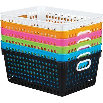 Really Good Stuff Riktigt bra saker förvaringskorgar i plast för klassrum eller hemmabruk – stapelbara plastkorgar i nät med grepphandtag – ljusa neonfärger – 33 cm x 10 tum (uppsättning om 6) Really Good Stuff Riktigt bra saker förvaringskorgar i plast för klassrum eller hemmabruk – stapelbara plastkorgar i nät med grepphandtag – ljusa neonfärger – 33 cm x 10 tum (uppsättning om 6)