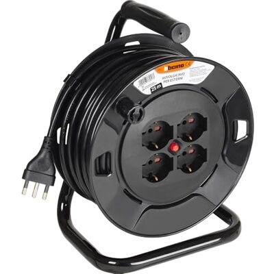 Bticino Kabeltrumma S2625, elektrisk förlängning 25 meter, 4 Schuko-uttag, tvåpolig, stor kontakt 16 A, termoströmbrytare, ergonomiskt handtag, kabelhållare och kabeltrumma, full svart Bticino Kabeltrumma S2625, elektrisk förlängning 25 meter, 4 Schuko-uttag, tvåpolig, stor kontakt 16 A, termoströmbrytare, ergonomiskt handtag, kabelhållare och kabeltrumma, full svart