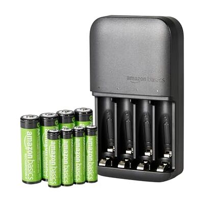Amazon Basics uppladdningsbara NiMH-batterier, (4 AA och 4 AAA) med batteriladdare för 4 batterier, EU-kontakt, 8 stycken, svart Amazon Basics uppladdningsbara NiMH-batterier, (4 AA och 4 AAA) med batteriladdare för 4 batterier, EU-kontakt, 8 stycken, svart