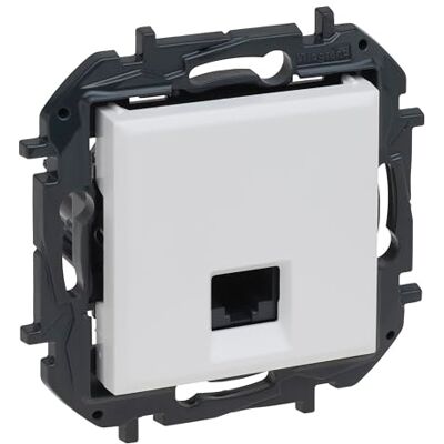 Legrand RJ45 CAT6 UTP kompositbart uttag för infälld installation, Niloé Step sortiment, färg vit, 398256B Legrand RJ45 CAT6 UTP kompositbart uttag för infälld installation, Niloé Step sortiment, färg vit, 398256B